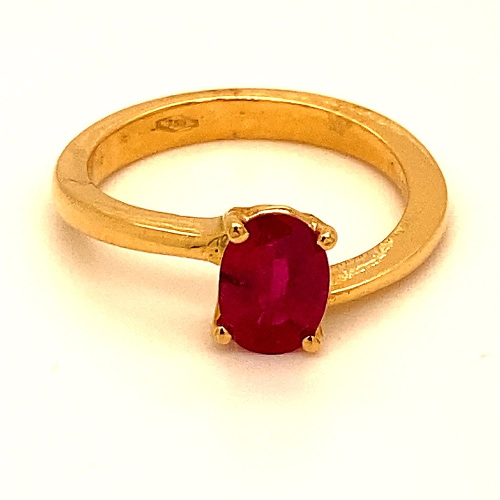 Burmese Ruby 1.02ct Solid 18K Yellow Gold Ring
